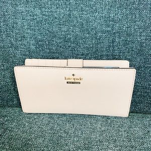 Kate Spade Staci Large Slim Bifold Wallet w/Gold Hardware